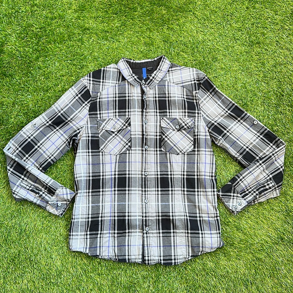 H&M Plaid Button-down Shirt